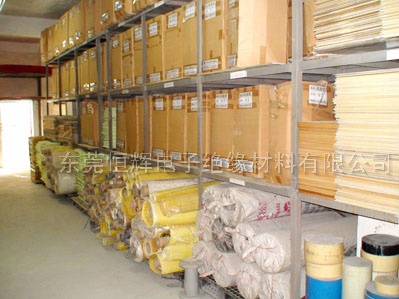 倉(cāng)庫(kù)一角